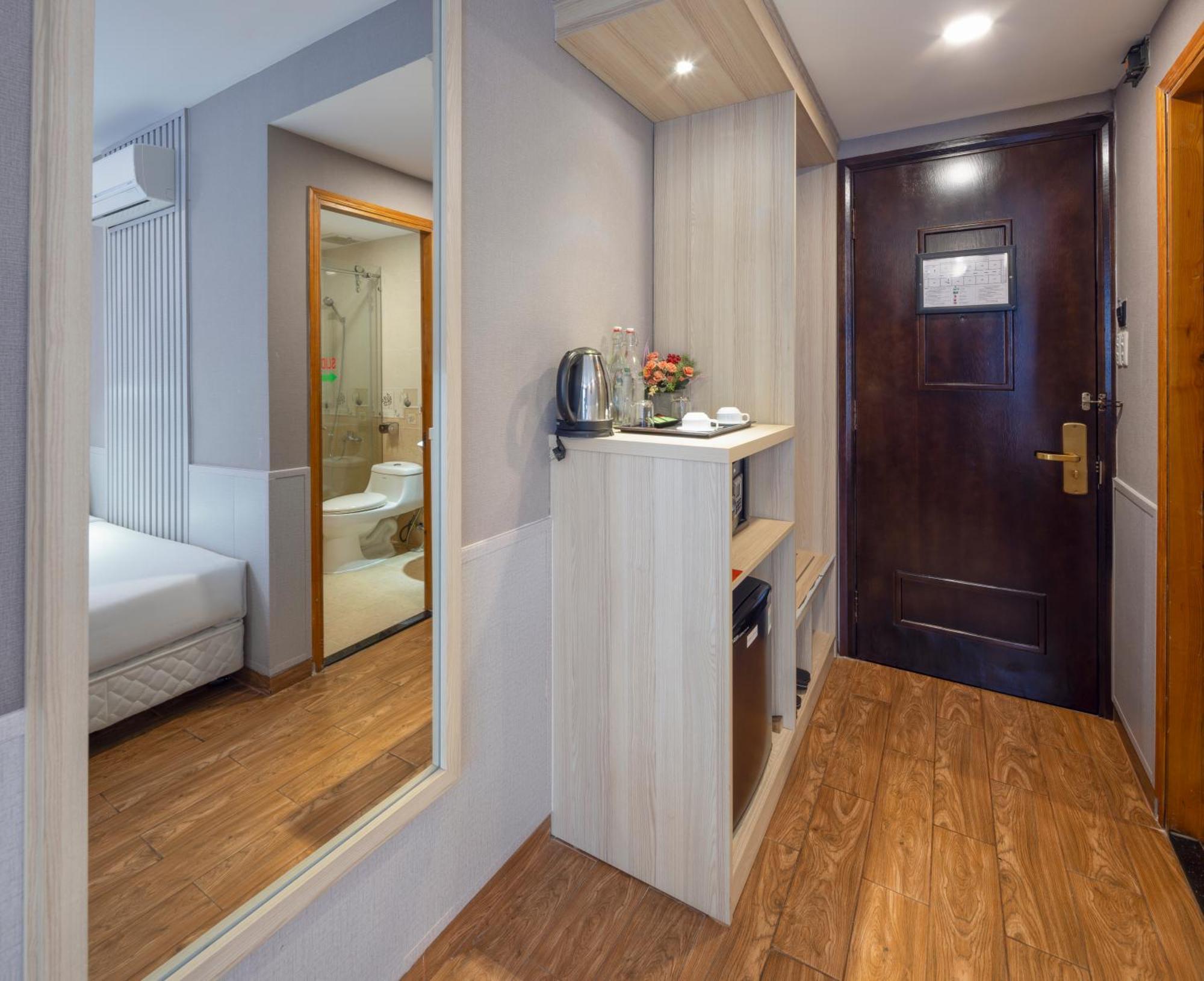 Viet Lotus Saigon Hotel Ho Či Minovo Město Exteriér fotografie
