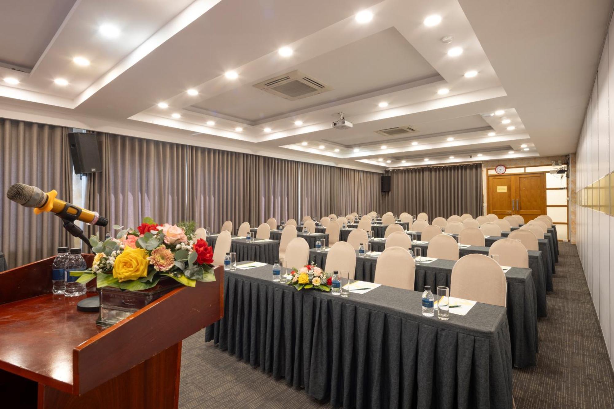 Viet Lotus Saigon Hotel Ho Či Minovo Město Exteriér fotografie